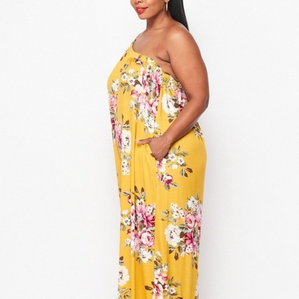 Floral print Beauty in a Jumpsuit - Picture 5 of 8